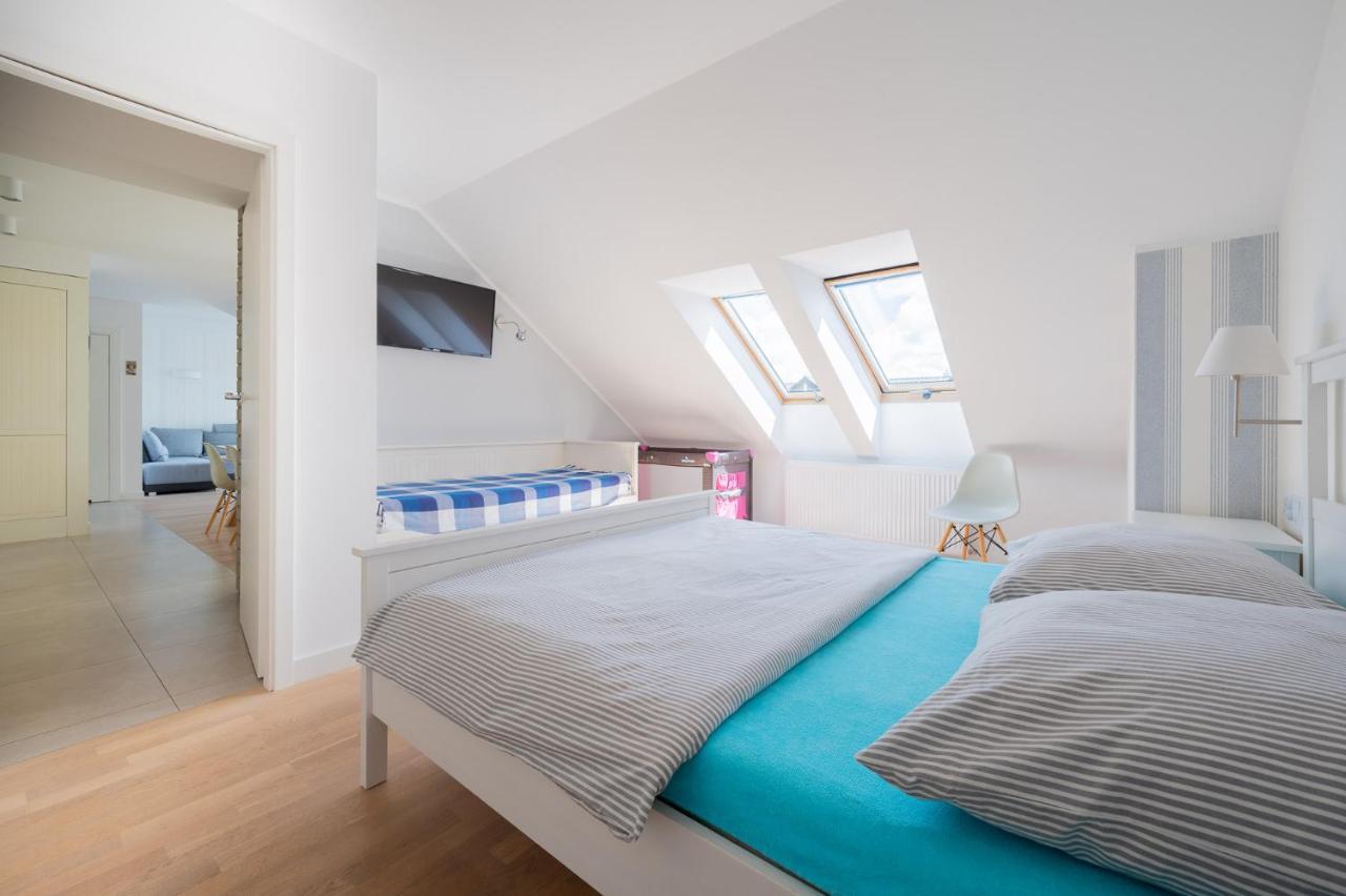 Apartament Holiday Darlowko Esterno foto